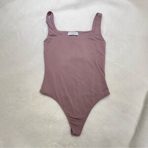 Babaton Contour Squareneck Bodysuit